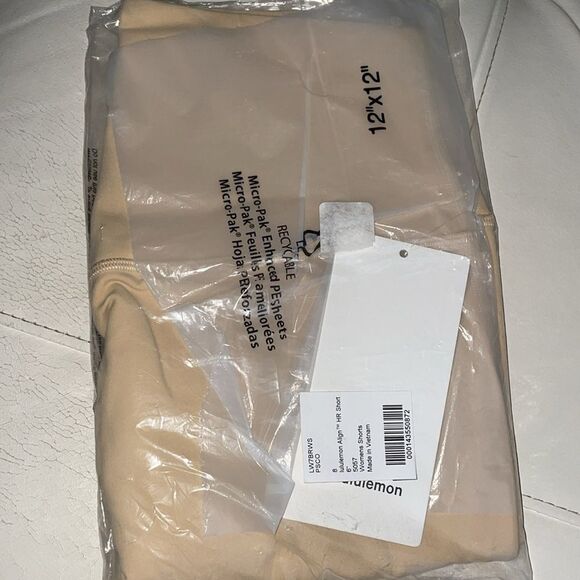 LULULEMON Align 6” Bike Shorts PROSECCO cream beige HIGH RISE Nulu size 8 nwt - Picture 2 of 5